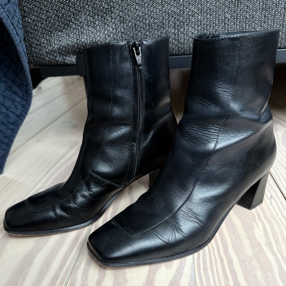 Banana Republic Black Italian Leather Ankle Boots-  Lucca Boots - Picture 12 of 15
